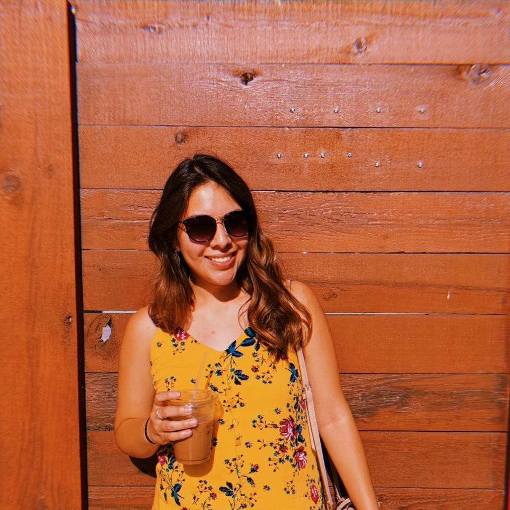 Meet your Posher, Elizabeth